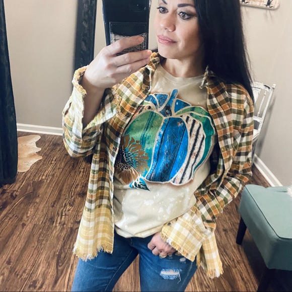 SMALL Bleached Plaid Flannel / Shacket - Picture 2 of 13